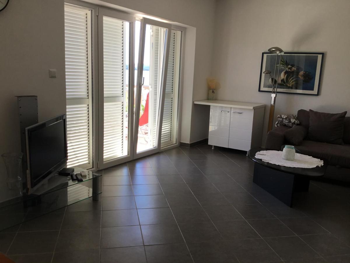 Apartments More Пироваць Екстер'єр фото